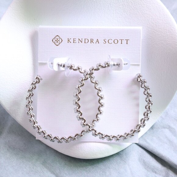 Kendra Scott Fallyn Hoop Earrings in Silver - Picture 1 of 2